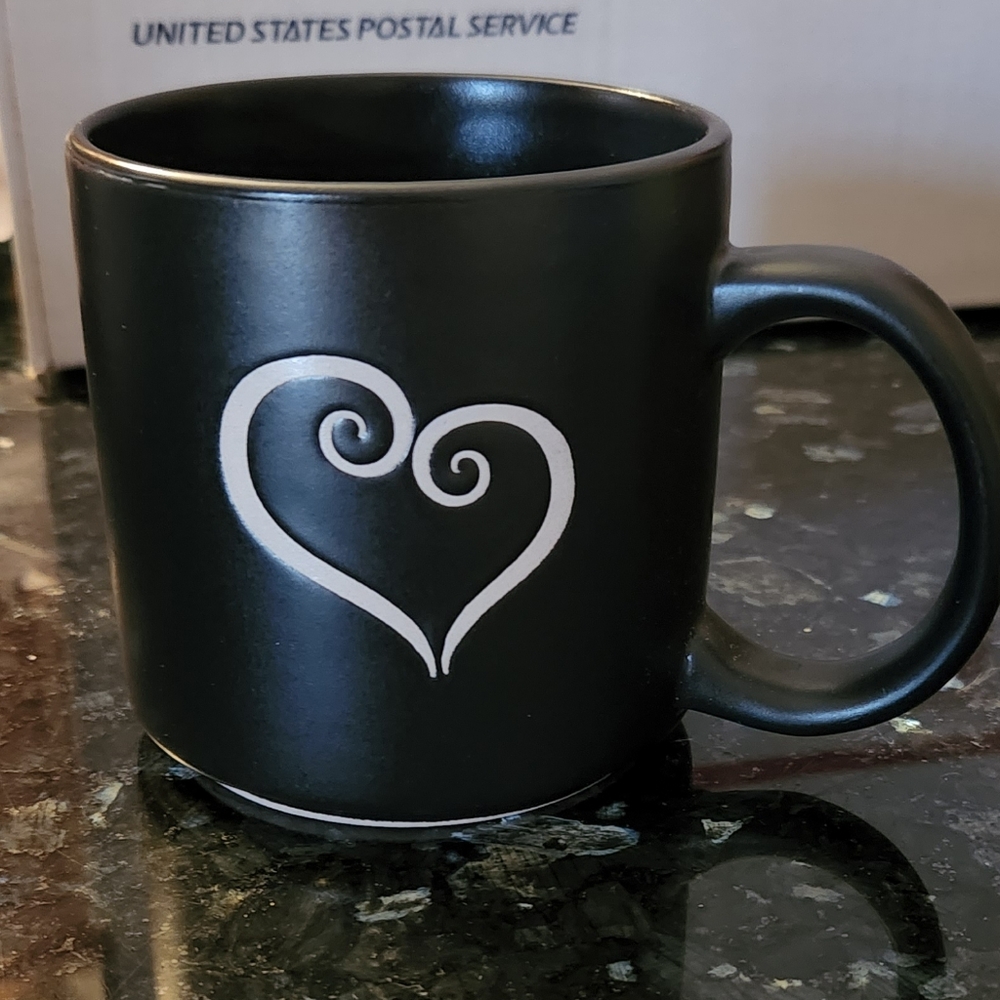 Potter’s s Corner Black Ceramic Mug tall 3.5” EUC never used